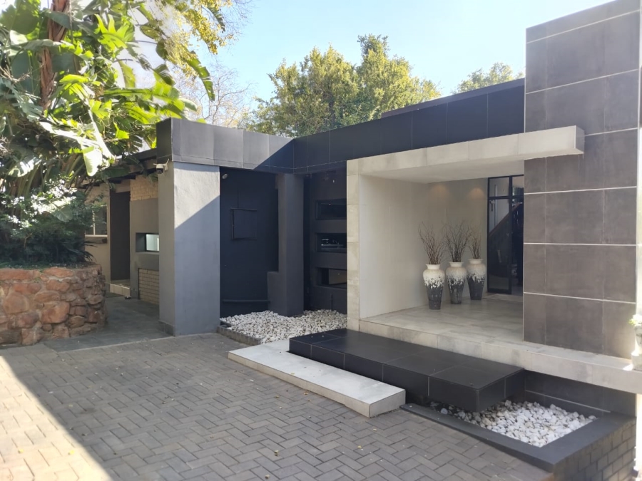 5 Bedroom Property for Sale in Protea Park North West